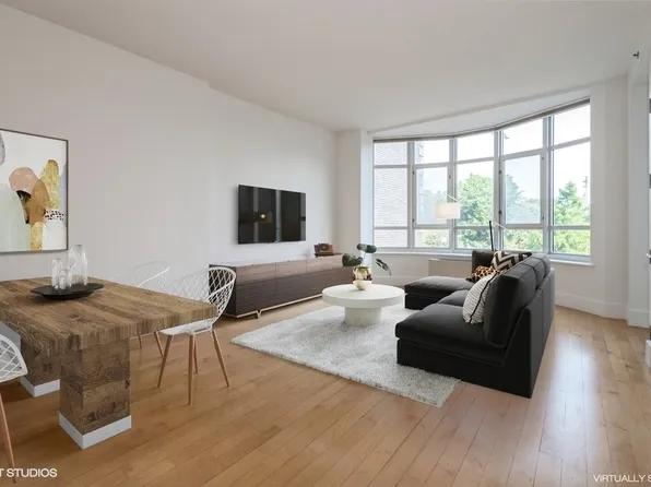 20 Bayard St, Brooklyn, NY 11211