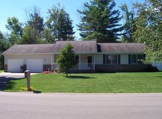 710 Bennington St, East Tawas, MI 48730