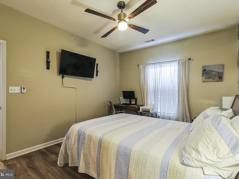 17054 N Brandt St #1306 — Photo 23