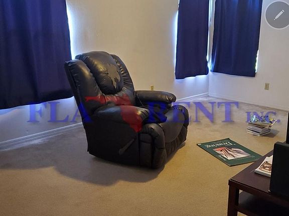 5th image of 3209 Parkside Ct #3208
