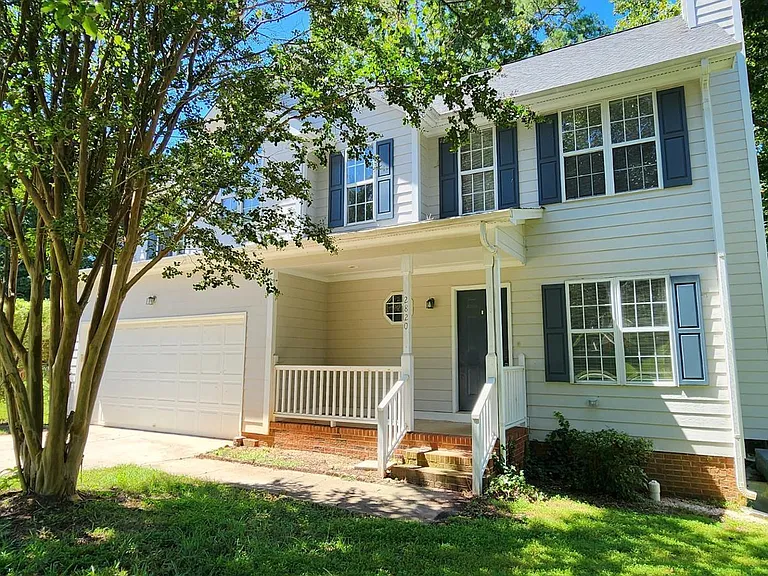 2820 Beehnon Way — Photo 2