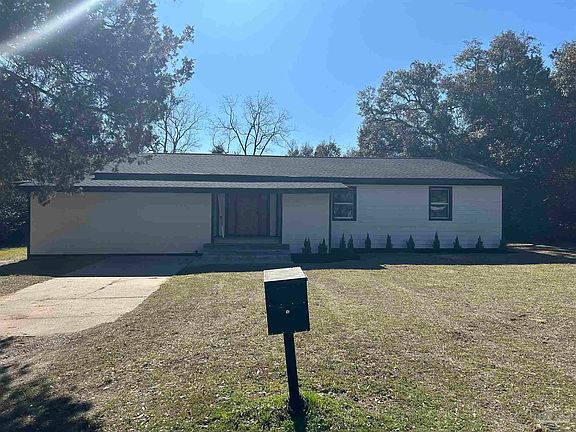 2nd image of 7417 Cora Ln