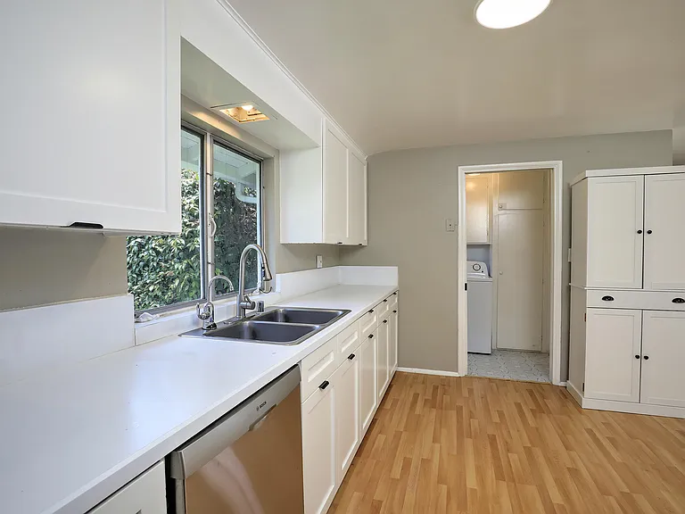 450 Santa Rosa Ln — Photo 11