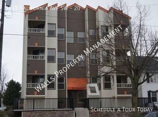 3911 California Ave SW #20, Seattle, WA 98116