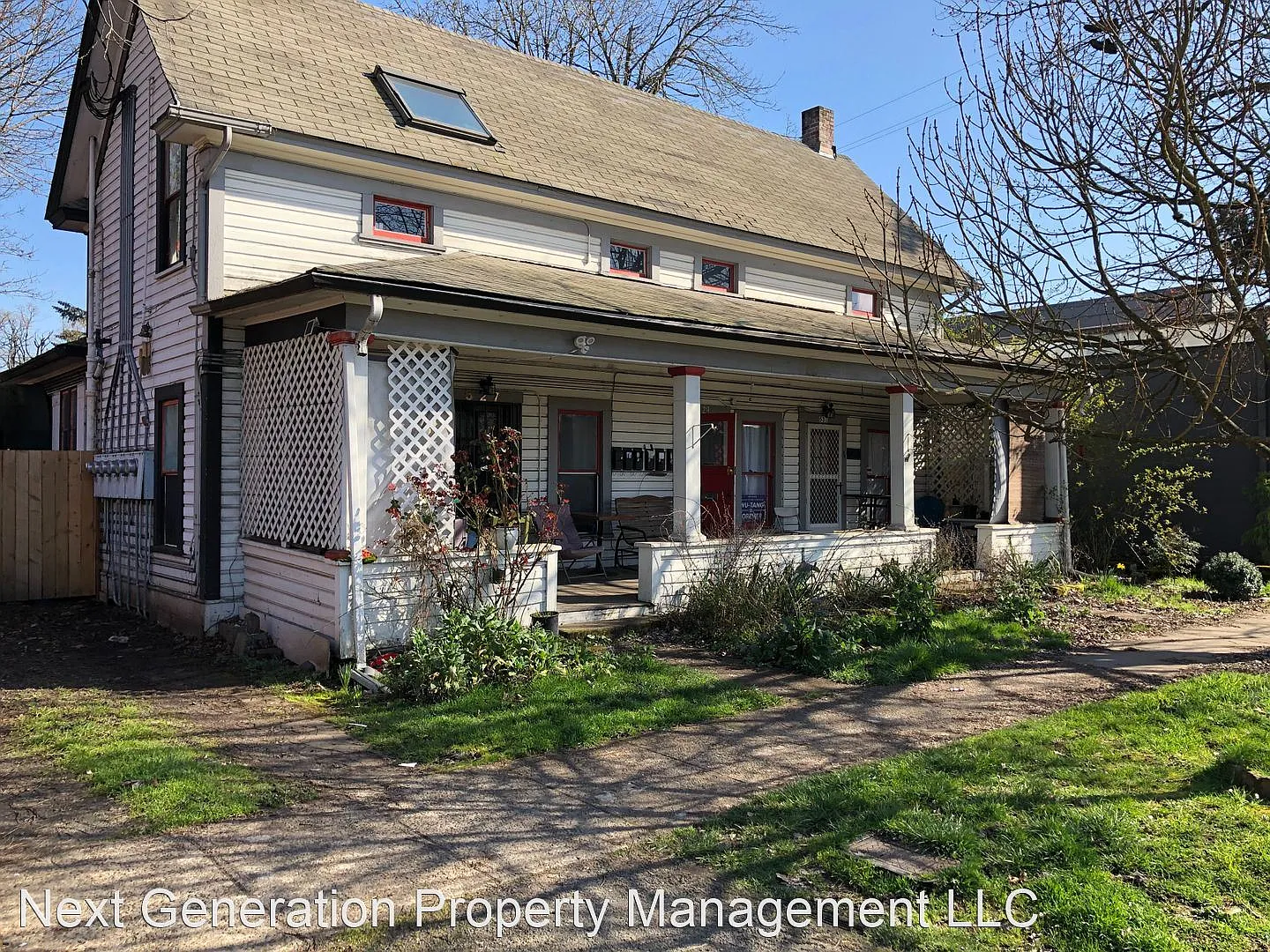 529 Monroe St #4 photo 1