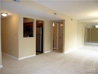 4th image of 415 W Jefferson Ave APT 304