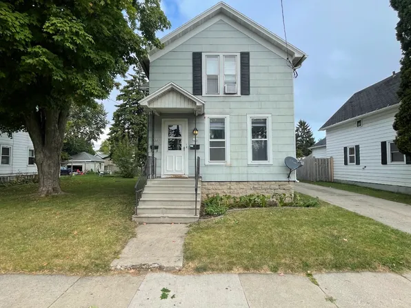 224 Scott Ave, Oshkosh, WI 54901