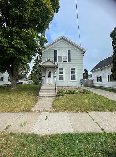 224 Scott Ave Photo 1