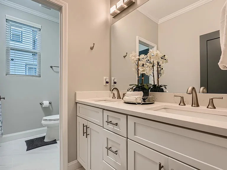 885 Hubbard St SW — Photo 26