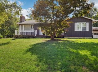 2916 Sexton Rd, Geneva, OH 44041