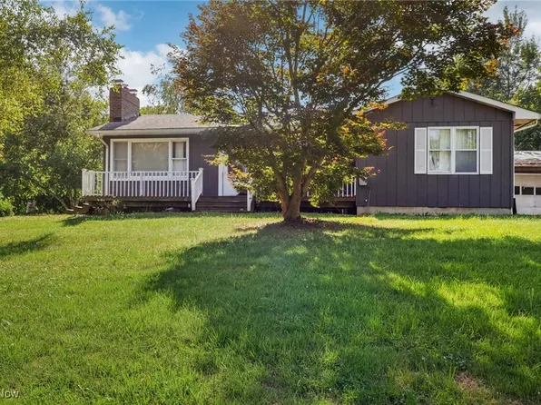 2916 Sexton Rd, Geneva, OH 44041