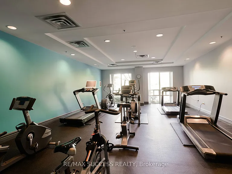 11 Michael Power Pl #Penthouse 14 — Photo 25