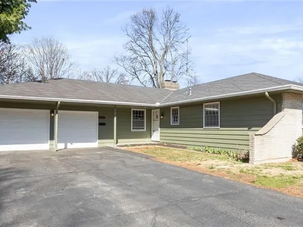 12020 E 49th St, Kansas City, MO 64133