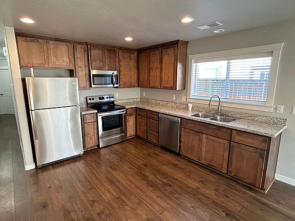 3rd image of 2228 & 2230 Lozier Ct #2228
