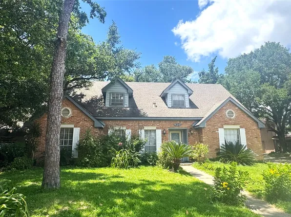 2311 Pomeran Dr, Houston, TX 77080