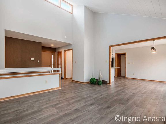 4th image of 3215 Behler Dr SE