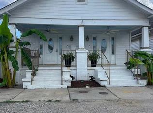 8506 Apple St, New Orleans, LA 70118