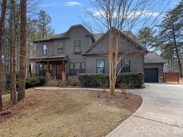 6840 Kingfisher Ct, Denver, NC 28037