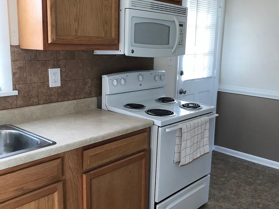 1st image of 230 Portage Trl APT 48