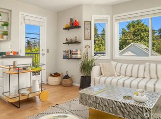 Admiral North, Seattle, WA 98116