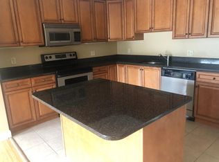 740 Mix Ave UNIT 202, Hamden, CT 06514