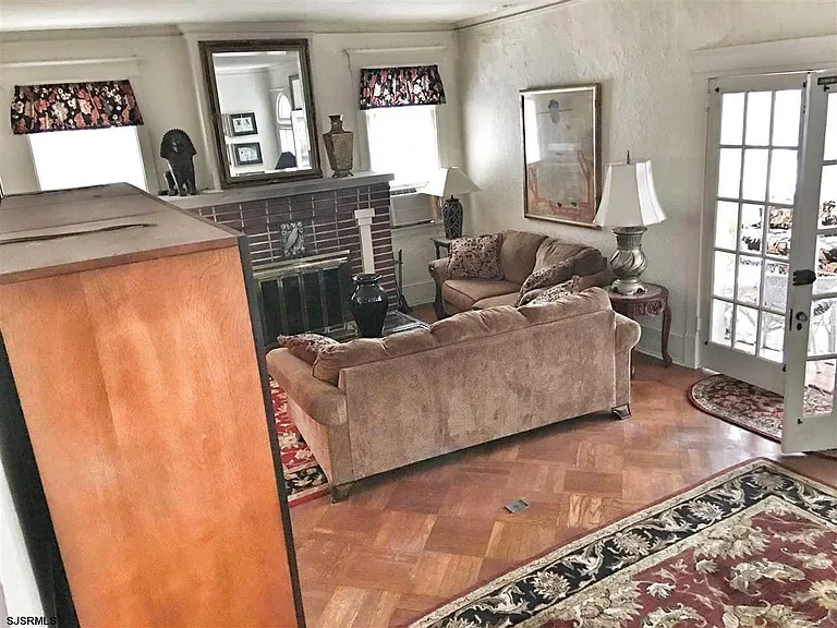 104 S Wissahickon Ave — Photo 9