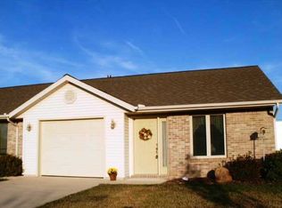 210 Meadow Rd, Archbold, OH 43502