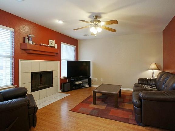 5th image of 801 Jockey Club Ln