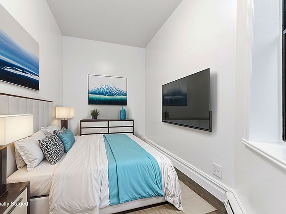 3rd image of 331 W 16th St APT 9