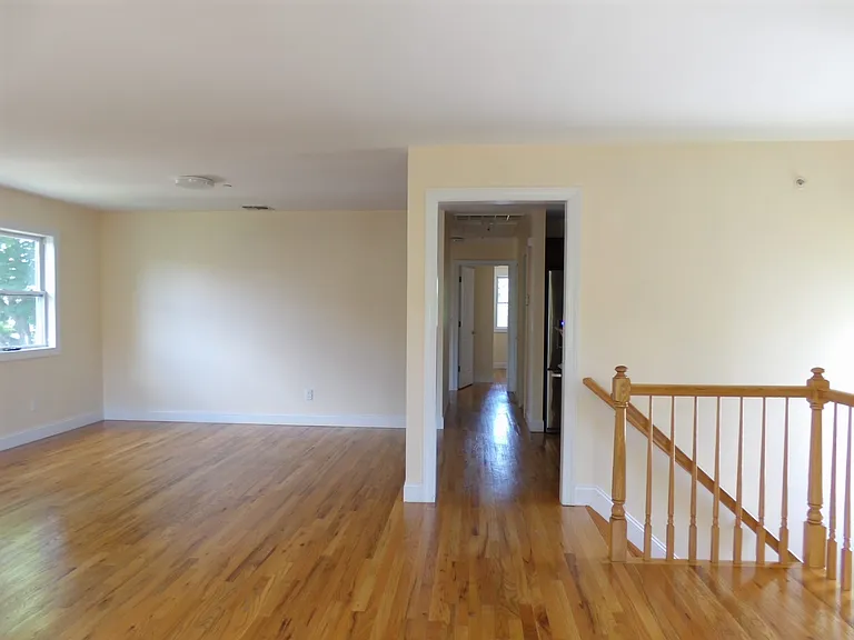 5175 Amboy Rd #2 — Photo 8