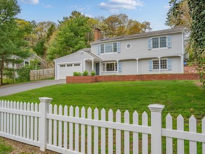 359 Lake Elizabeth Dr, Barnstable, MA, 02630