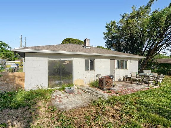 3rd image of 1416 Wilton Ave