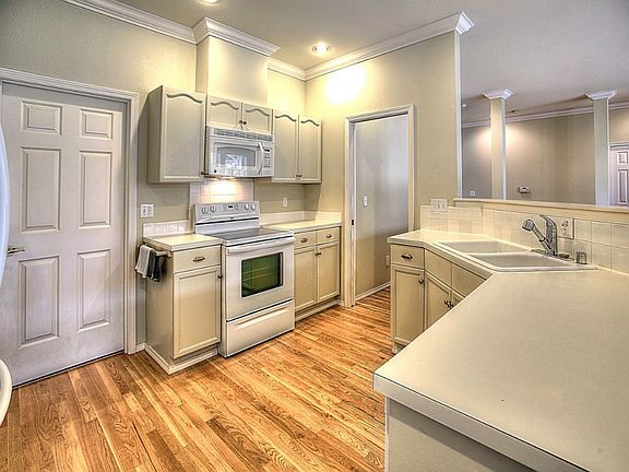 4th image of 7110 90th Avenue Ct SW