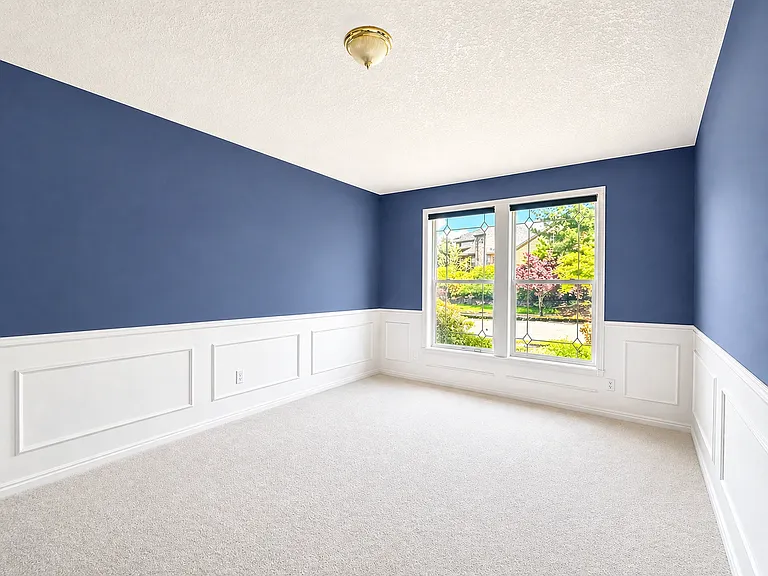 2437 SW Linneman Dr — Photo 17