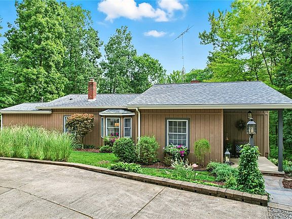 2nd image of 78 Folk Rd