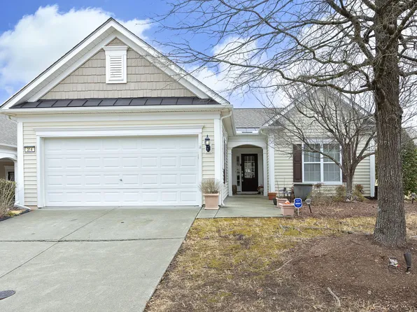 314 Dowington Ln, Cary, NC 27519