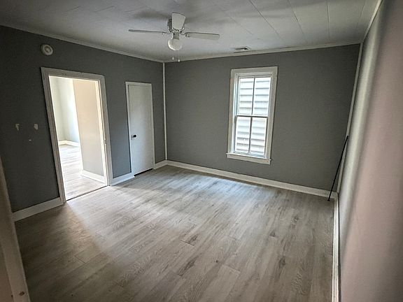 5th image of 36-38 N Railroad St #38-1/2