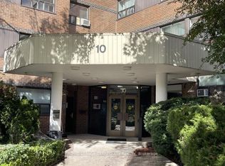 10 Sunrise Ave #114, Toronto, ON M4A2R1