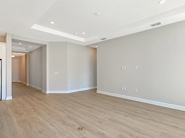 10248 Silent Night Ln — Photo 14