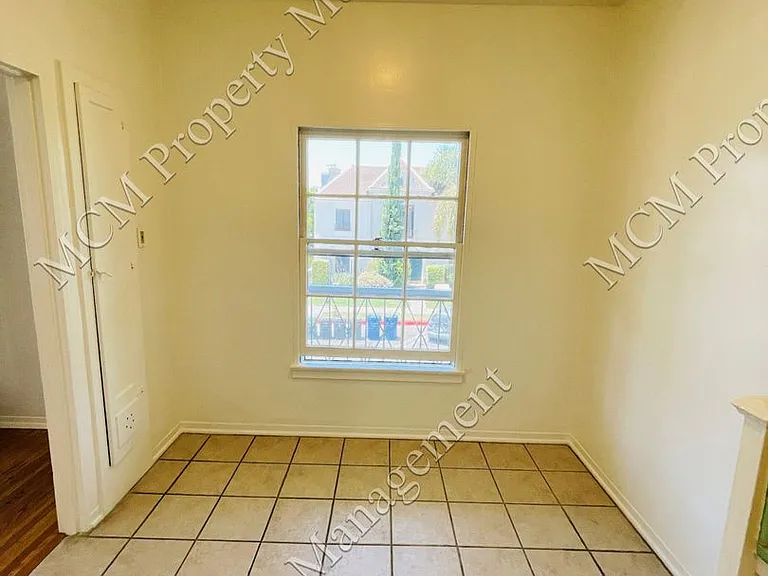 640 S Detroit St — Photo 3