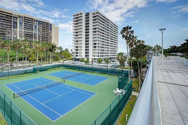 1541 Brickell Ave #A2102 — Photo 37