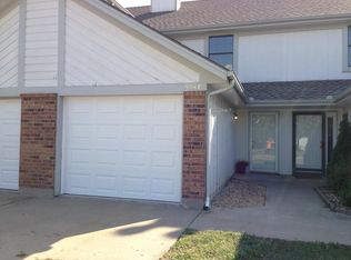 504 NE Brookwood Cir APT C, Blue Springs, MO 64014