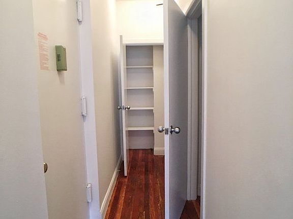 5th image of 1949 7th Ave APT B4