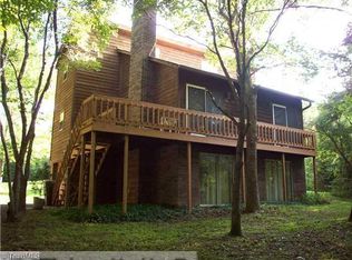 457 W Dodson Mill Rd, Pilot Mountain, NC 27041