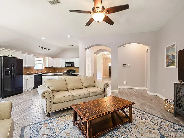 11302 N Creekwood Hills Ln — Photo 5