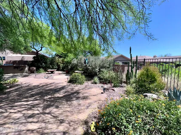 1653 W Ainsworth Dr, Phoenix, AZ 85086