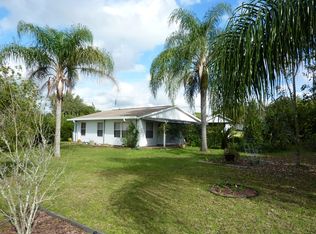 39309 Redhill Dr, Zephyrhills, FL 33542