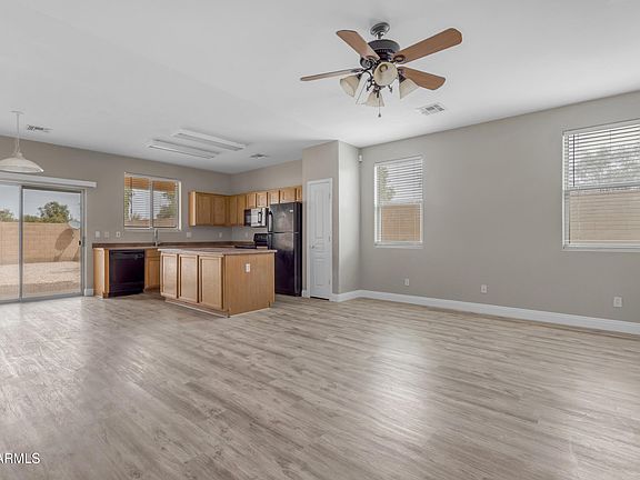 4th image of 3806 E Cloudburst Dr