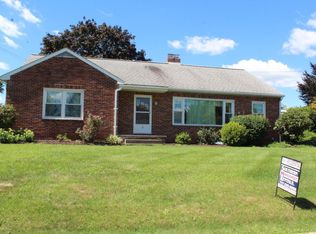 2 Pine St, Jacobus, PA 17407