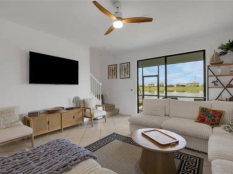 15227 Sunny Day Dr — Photo 17
